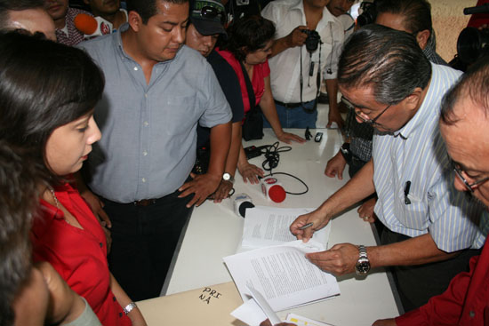 Registró el PRI a Manuel Maldonado en candidatura común con el PANAL  