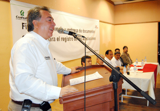 En Acuña: trabajarán por regularizar 420 asociaciones religiosas 