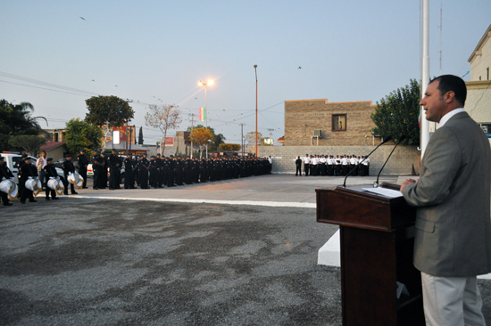 Gradúa primera generación de cadetes de seguridad pública municipal 2010