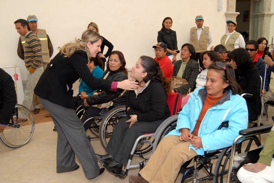 Coahuila contará con más de 100 teléfonos públicos especiales para personas con discapacidad