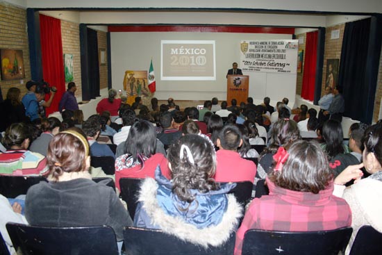 Dictan la conferencia “La Revolución Mexicana en Coahuila”