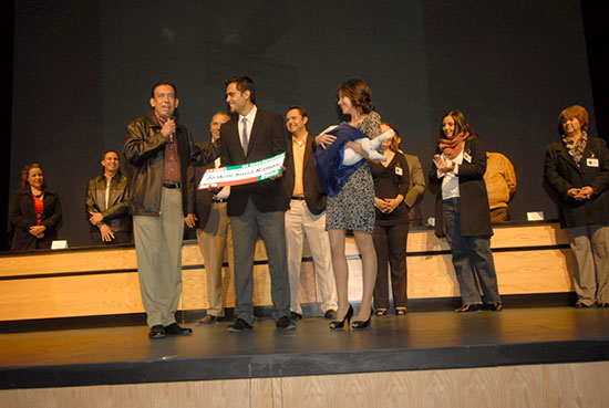 El gobernador Humberto Moreira entregó el Premio Estatal del Deporte Coahuila 2010