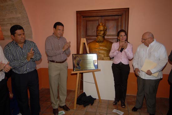 El gobernador Humberto Moreira entrega el Museo  Casa  Carranza en Cuatro Ciénegas