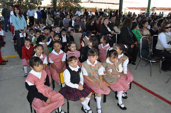 Más de 600 planteles beneficiados con el programa “Escuelas de Calidad”
