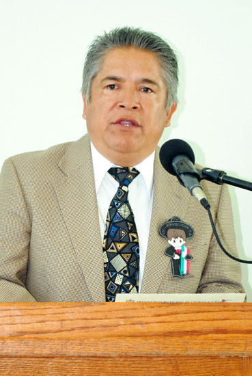 Profesor José Luis Coronado, director municipal de eduación en Acuña.