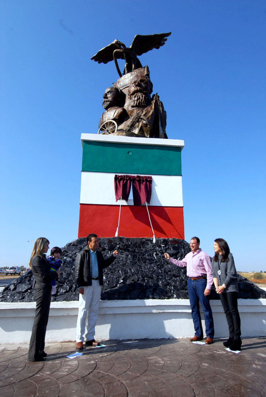 El monumento “Héroes de Coahuila” embellece Piedras Negras 