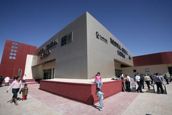 El presidente Calderón y el gobernador Moreira inauguran formalmente el Hospital General de Saltillo 