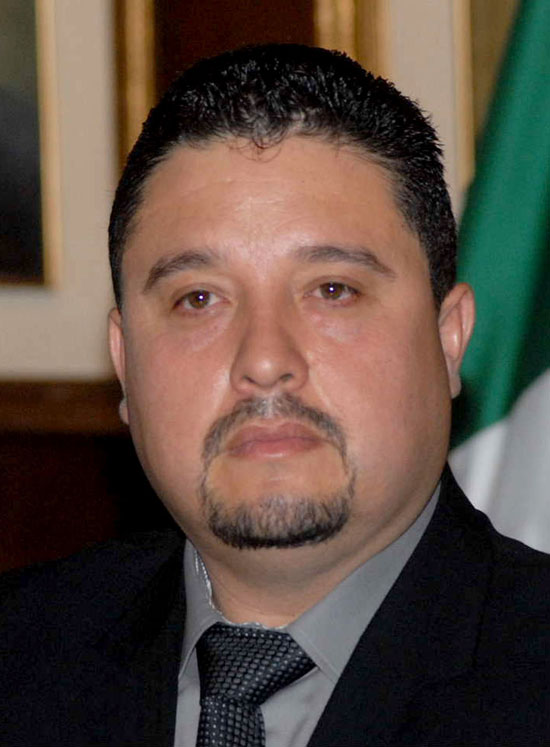 Miguel Rodríguez Flores como Tesorero General del Estado, en sustitución de Víctor Zamora Rodríguez.