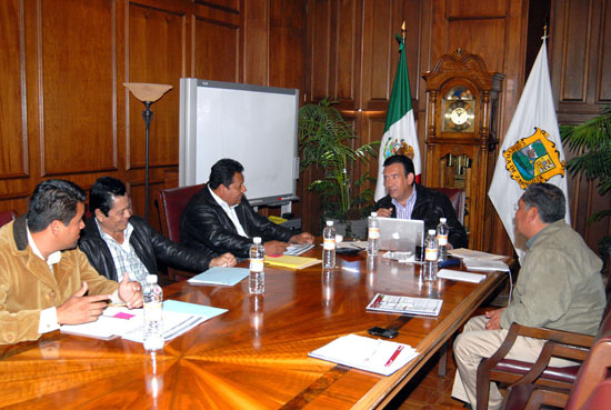 El gobernador Humberto Moreira se ha reunido con más de 20 alcaldes del estado 