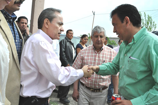 Arranca el gobernador Humberto Moreira obras en colonia Aeropuerto 
