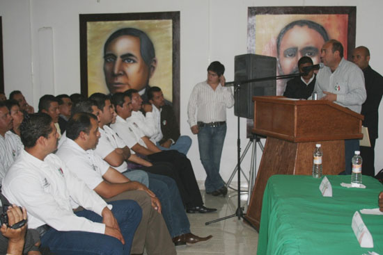 Asume nueva dirigencia del IPE en Francisco I. Madero  