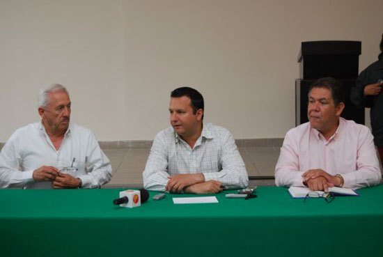 Integran Consejo Consultivo De Fomento Económico en Sabinas  