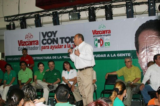 Acompaña Rubén Moreira a candiato del PRI en Sinaloa