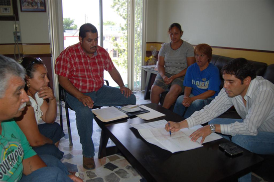 Atiende el gobierno municipal de Antonio Nerio peticiones de la Humberto Moreira  