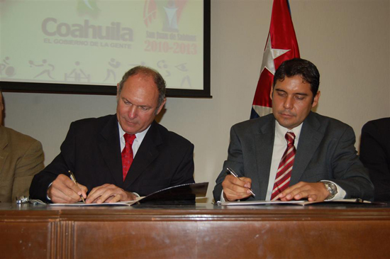 Firma Antonio Nerio Maltos convenio de colaboración deportiva con Cuba