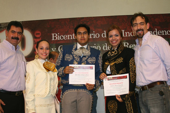Celebra el PRI Coahuila final estatal del  Concurso de Canto 