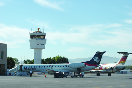 El aeropuerto de Torreón contará con sección aduanera 