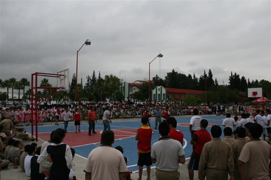 Inaugura Antonio Nerio torneo de basquetbol intersecundarias 