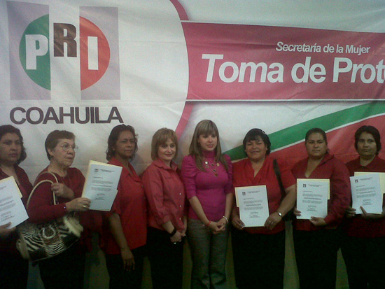 Renueva Secretaría de la Mujer comités directivos en los 38 municipios de Coahuila 