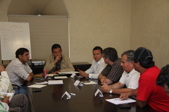 El gobernador Humberto Moreira coordina apoyos a la población de la Región Carbonífera 