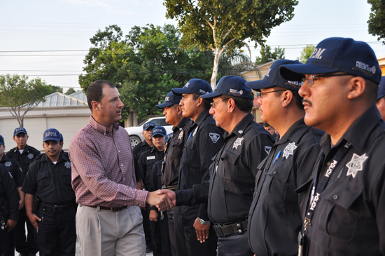 Ofrece alcalde Oscar López mantener el respaldo a la labor de la policía preventiva municipal
