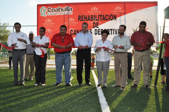 Inaugura alcalde obra de rehabilitación de espacios deportivos en la Macroplaza II 