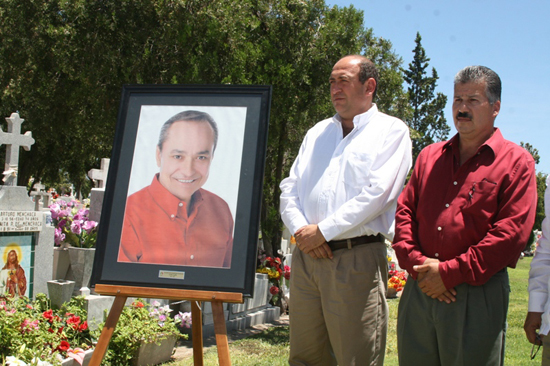 Rinde PRI Coahuila homenaje póstumo a Pepe Maldonado 