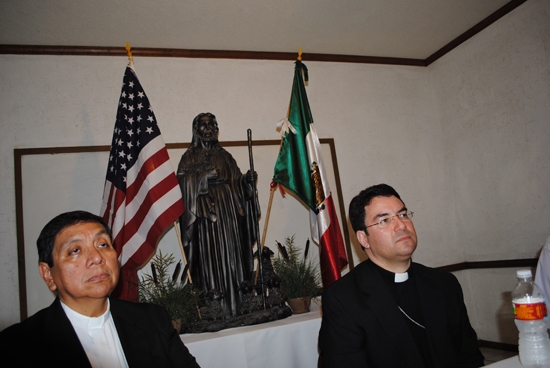 Concelebran obispos de Coahuila, Chihuahua y Texas misa a favor de migrantes