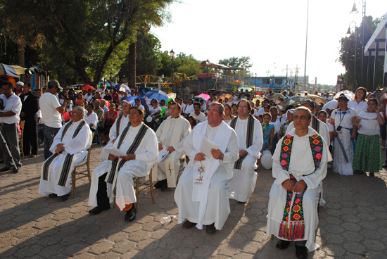 Concelebran obispos de Coahuila, Chihuahua y Texas misa a favor de migrantes