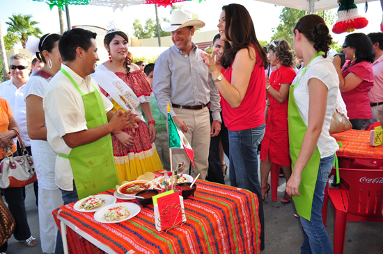 Inaugura alcalde Festival de Cocinas Regionales