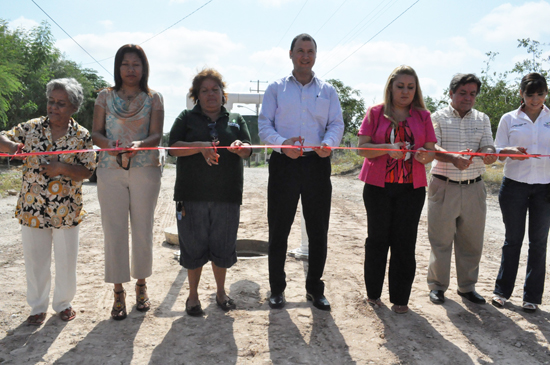 Inaugura alcalde red de drenaje en colonias apartadas de la ciudad  
