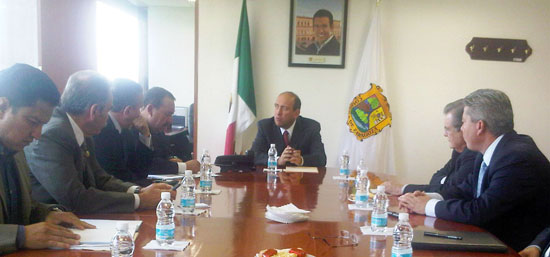 Secretarios de gabinete y diputados federales por Coahuila gestionan más participaciones al estado para el 2011