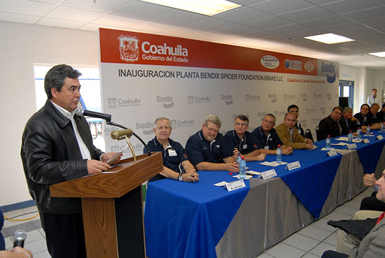 Inaugura el gobernador Jorge Torres López la tercera planta de Bendix–Madasa en Ciudad Acuña