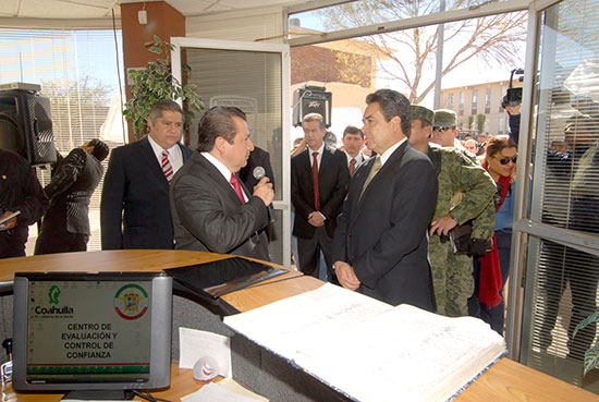 Inauguró el gobernador Jorge Torres López ampliación del Centro de Evaluación y Control de Confianza