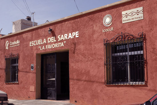 La escuela del Sarape mantiene vigente una de las tradiciones más añejas de Saltillo 