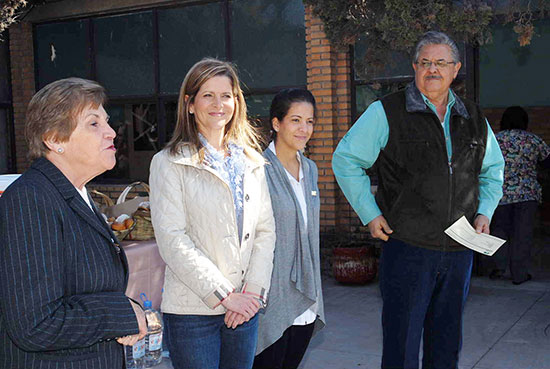 La presidenta del DIF Coahuila visitó el Centro de Asistencia y Ropero del Pobre, de Saltillo