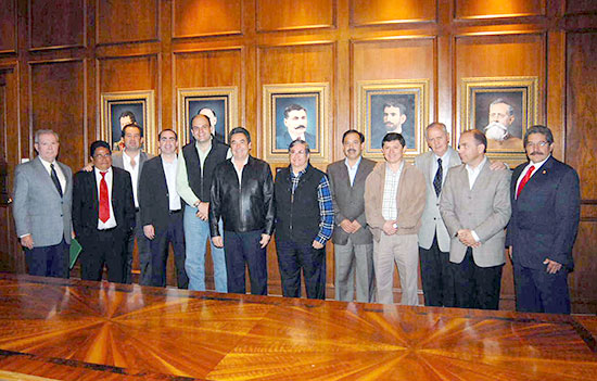 Ratifican empresarios su compromiso de trabajo con el gobernador Jorge Torres López