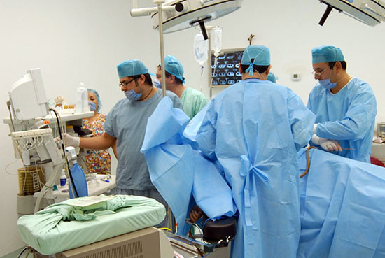 Se practicaron más de 400 cirugias en quirófanos del Hospital General de San Pedro