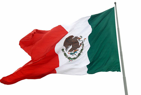 Tiene Coahuila símbolo nacional con el asta bandera monumental en Piedras Negras