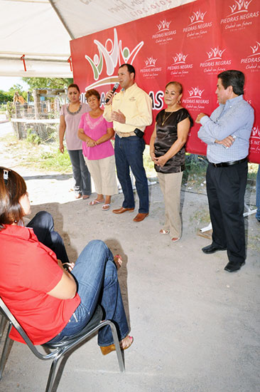 Anuncia alcalde la pavimentación de la Prolongación Juárez en Ejido Villa de Fuente