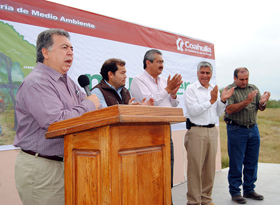 Concluyen en Ciudad Acuña programa ecológico del Muro Verde
