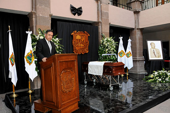 El pueblo y el gobierno de Coahuila rinden homenaje al ex gobernador del estado, José de las Fuentes Rodríguez