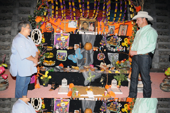 Fomenta municipio tradición mexicana de Altar de Muertos 