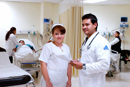 Reconocen en Coahuila dedicación y profesionalismo de los médicos