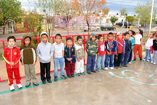 Benefician a Jardín de Niños con programa de Escuela Digna 2011