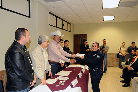 Clausura alcalde capacitación a personal de la Dirección de Seguridad Pública Municipal