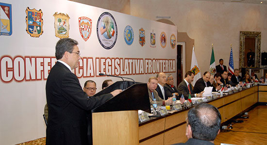 El gobernador Jorge Torres inaugura la XXIV Conferencia Legislativa Fronteriza
