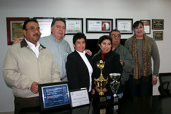 Reconoce municipio a ganadora del Premio Nacional del Deporte