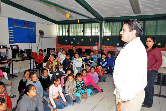 Se integra el club ecológico en la escuela primaria “Rafael Castro Flores”