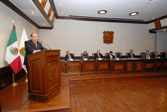 El gobernador Rubén Moreira presentó la ley orgánica de la administración pública del estado de Coahuila de Zaragoza 